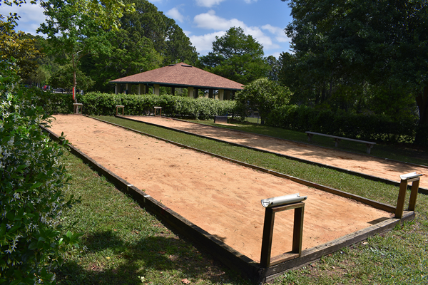 Treaty park horseshoe pits