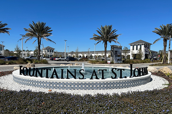 Fountains at St. Johns entrance sign with fountain